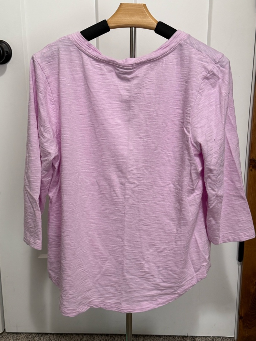 Pink Chico’s V-Neck 3/4 Sleeve Top - Picture 3 of 5